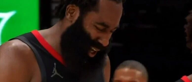 神仙啊！加时赛气都不敢喘！对飚88分！这就是夜店归来的哈登？