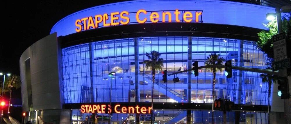 正式更名！斯台普斯虽已去，曼巴精神永流传！