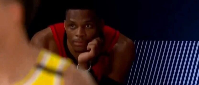 湖人祭出秘密武器！马赛克挥刀自宫...