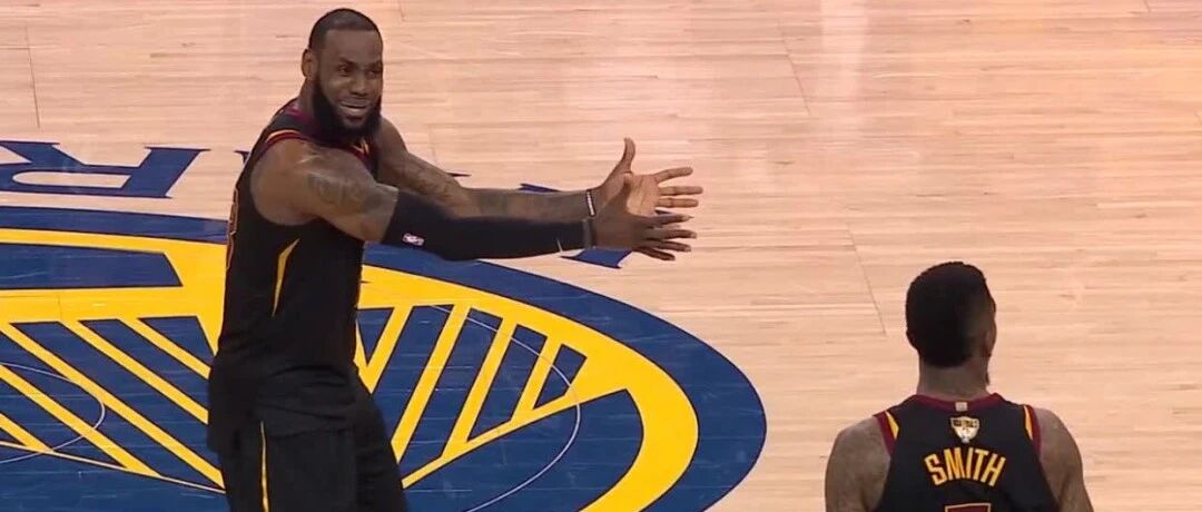 一人绝杀9人懵逼，CBA名场面诞生！JR：这球我熟...