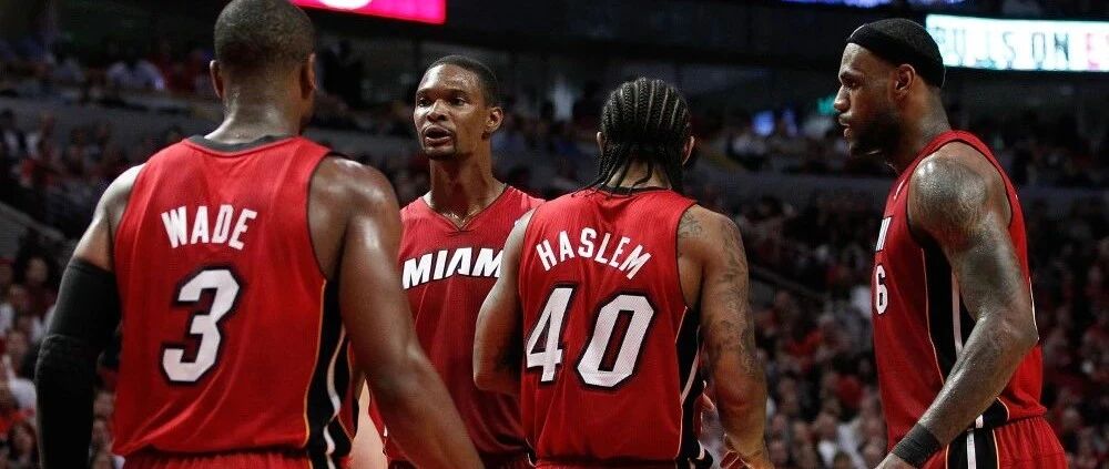 他回来了！1年260万！詹姆斯最敬重的那个男人，拒绝退役！