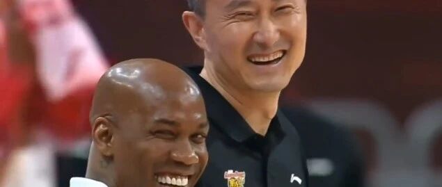 这一笑 ，全国球迷都瘆得慌！