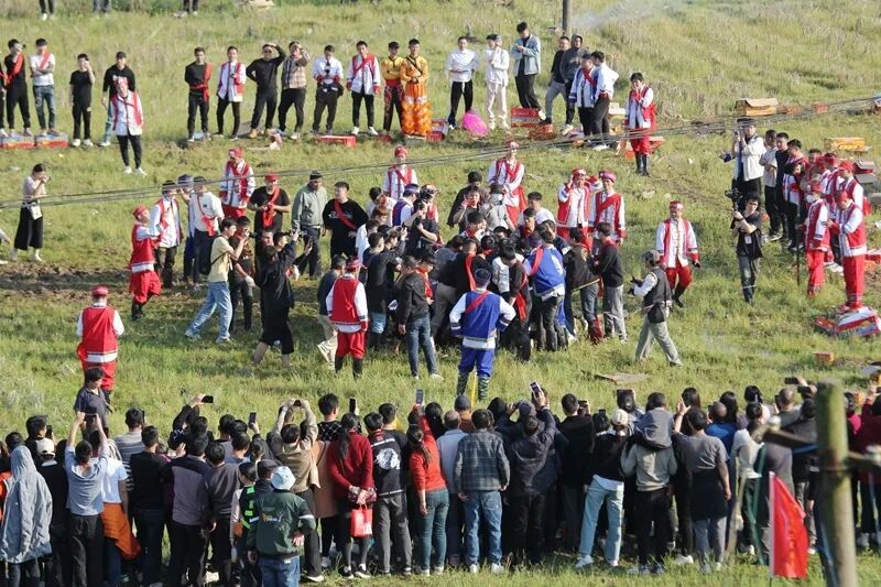 媒体关注 | 非遗项目"壮族抢花炮"精彩上演_2024年邕宁要闻_广西南宁