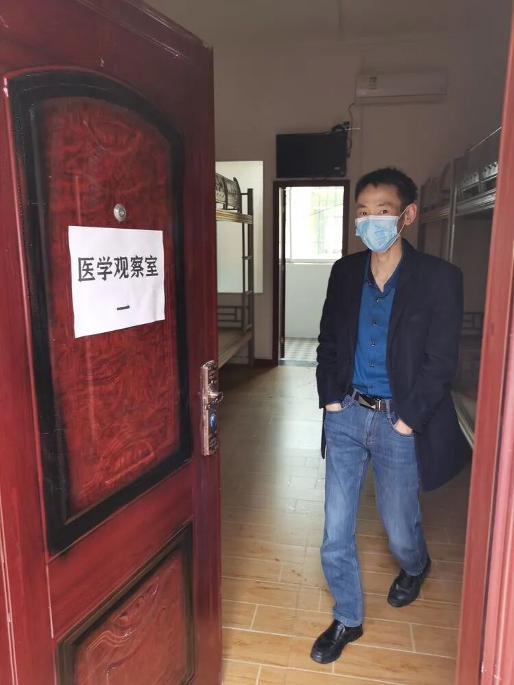 櫻花夾道怒放，領(lǐng)導(dǎo)深情關(guān)懷