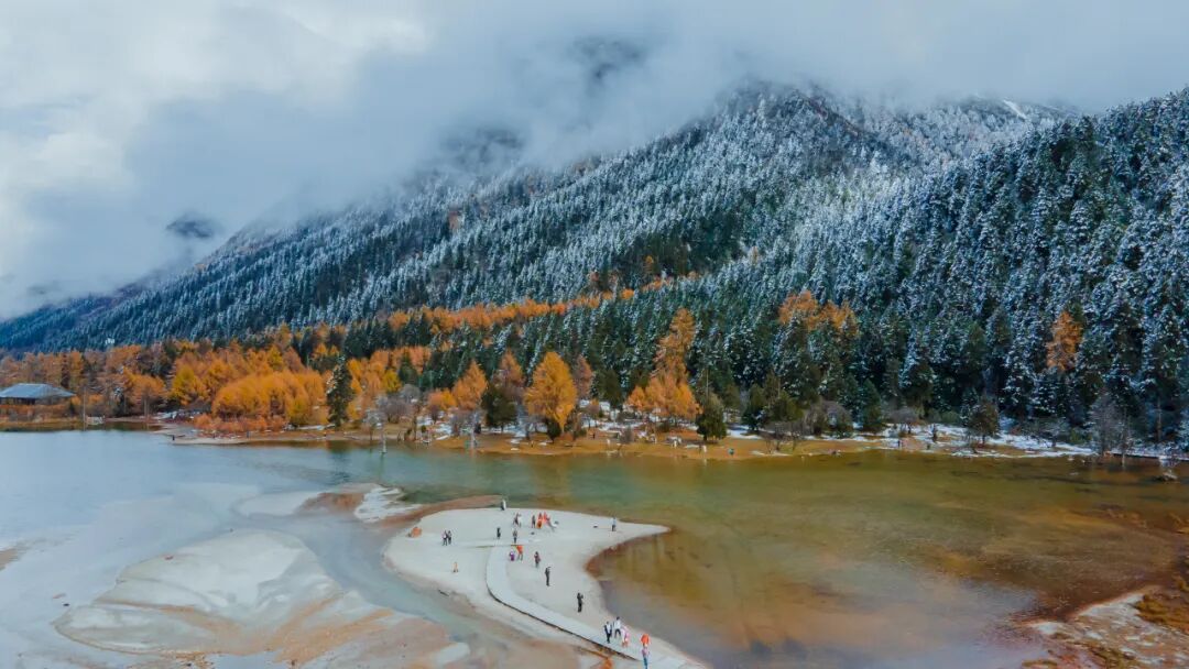 把湖泊森林草原看遍，它才是名副其实的秋景天花板！
