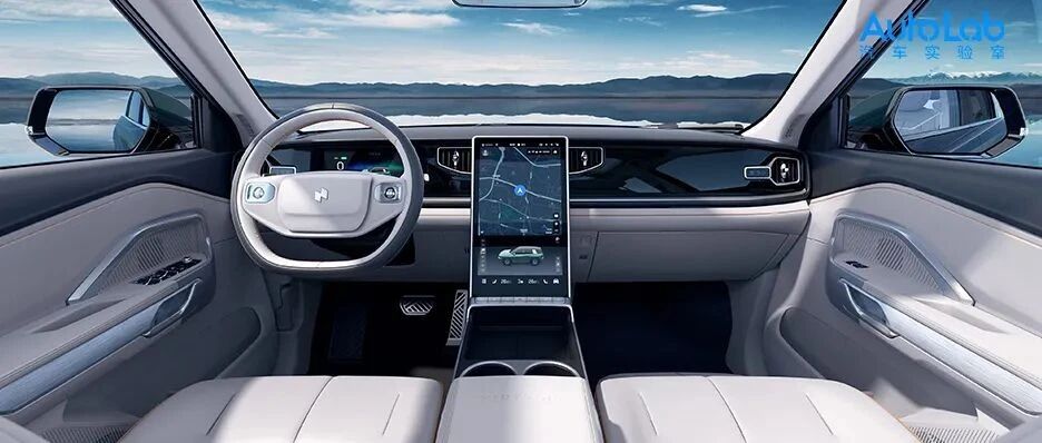 抢先体验 | 自游家NV内饰首度公开，这是要将“复古”进行到底？