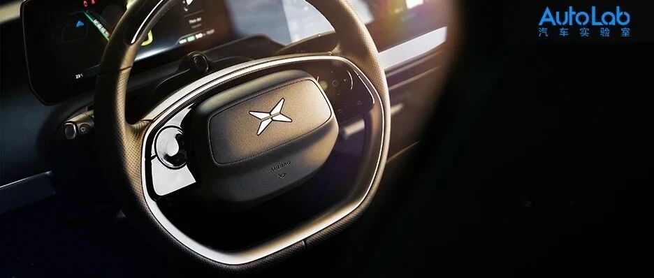 上市一年后成为单月销冠，小鹏P7：很难吗？