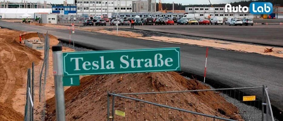 特斯拉超级工厂「多地开花」，马斯克要在 2021 年甩出一对「王炸」