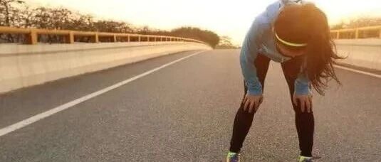 膝盖疼痛时，应该停止跑步吗？