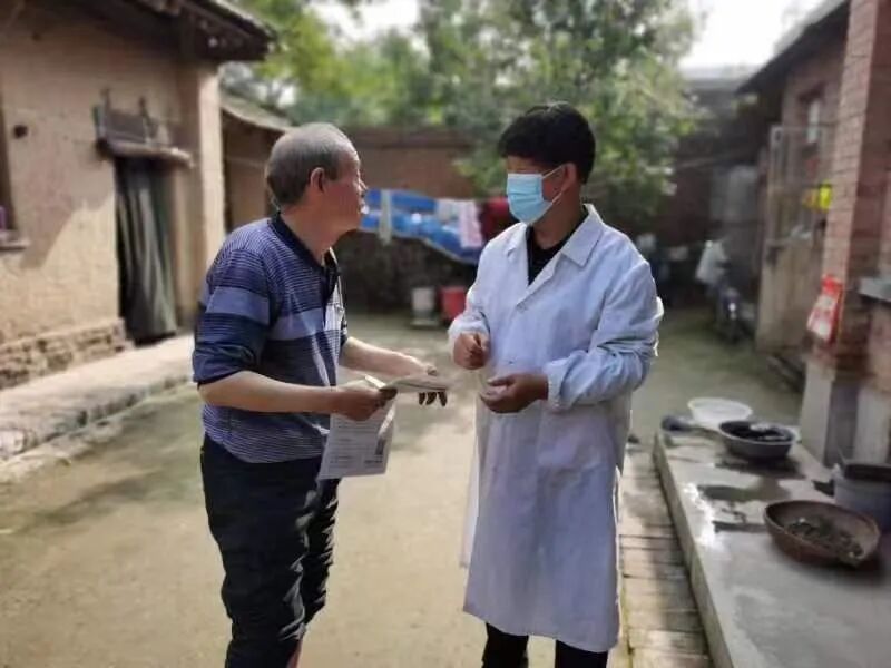 怎么放听诊器倾情守护群众健康的村医郑继林：只要我还能动，就不会放下听诊器_https://www.jmylbn.com_新闻资讯_第2张