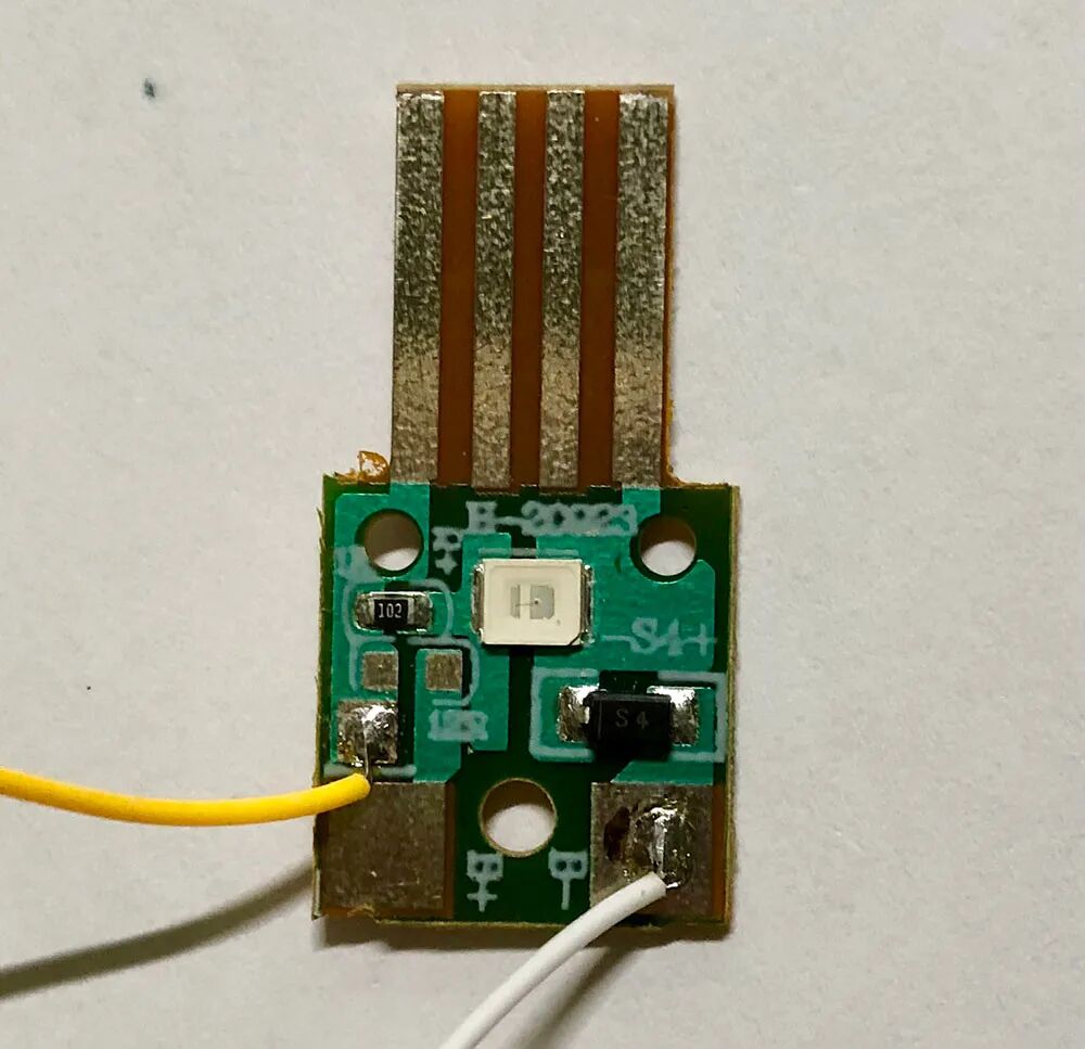 拆解鎳氫電池充電器，簡單的電路設計令人震驚！的圖15