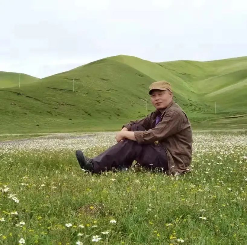 配图画家:张富坤