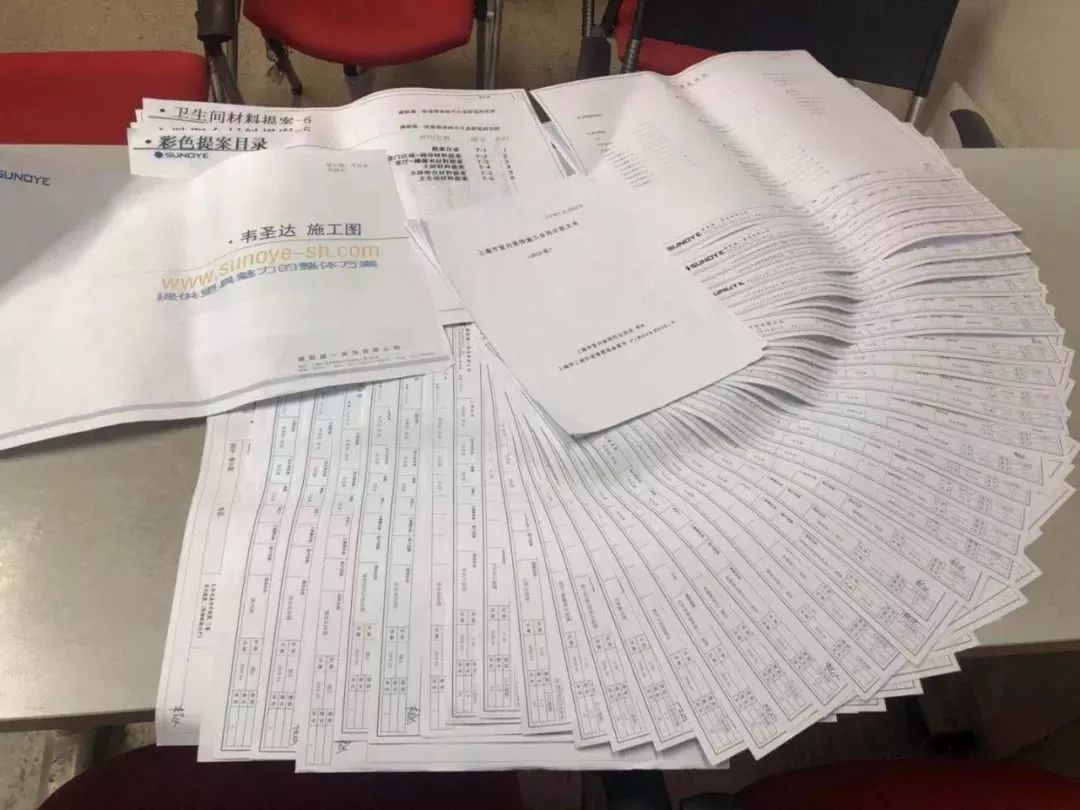 装修公司玻璃广告纸_装修纸玻璃广告公司有哪些_装饰公司玻璃广告