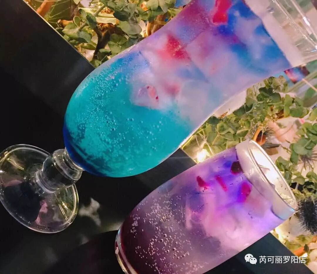 抖音网红小吃店"芮可丽"芷江店4月28号试营业啦