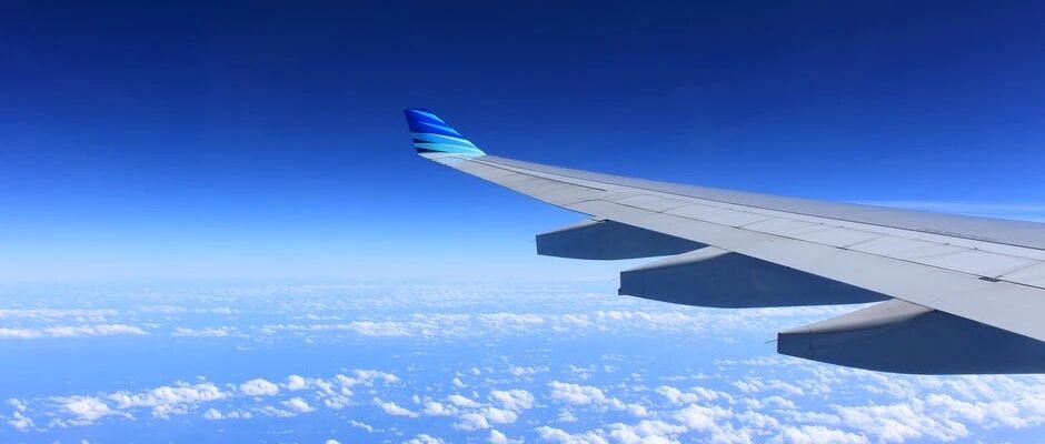 突发！一架搭载133人客机在广西藤县发生事故，伤亡情况未明，罗永浩辟谣最早下个月还完债务，A股一妖股14天11板