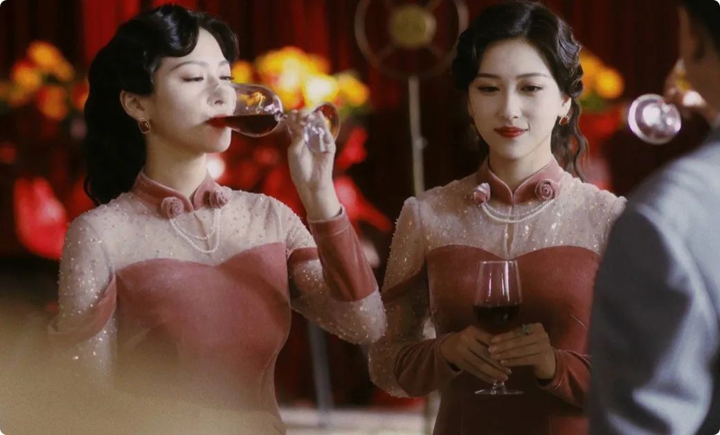 不怪我们脸盲 素心素兰是双胞胎