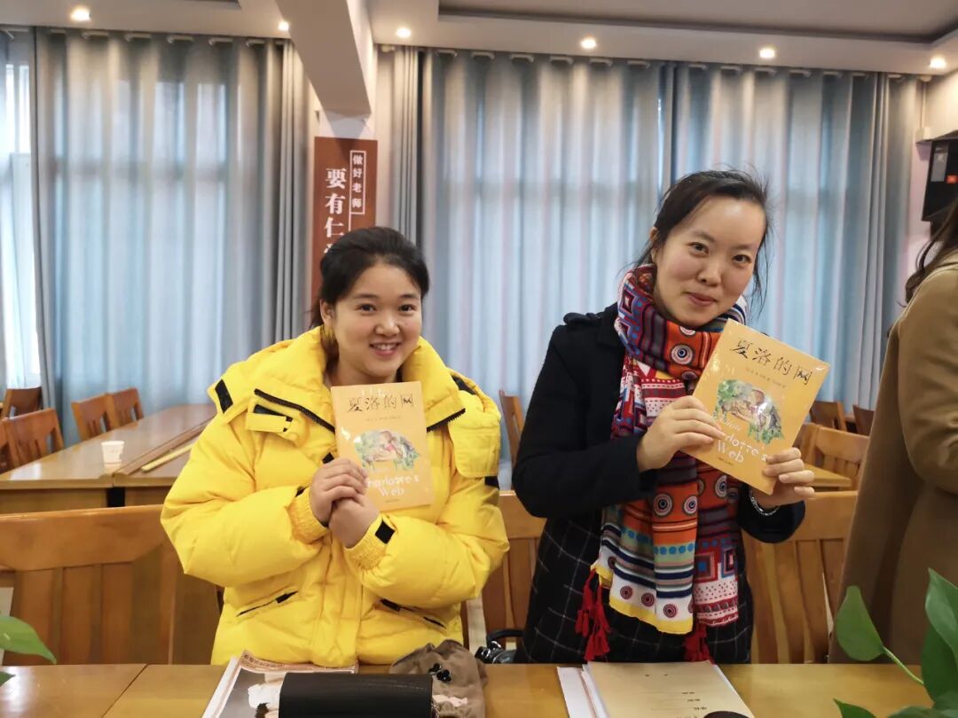 婚庆布置会场的图片_布置会场图片_描写会场布置的句子