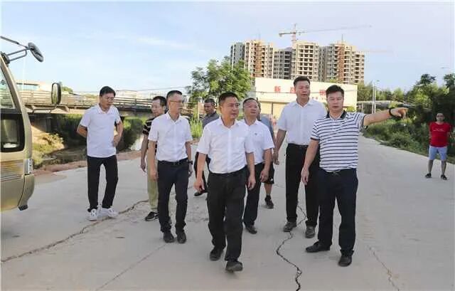 阳东区领导陈志昌,郑史生,利如晁,陈广尊陪同调研.