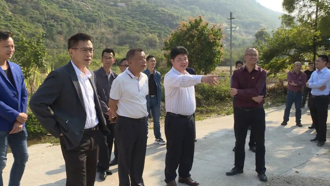 杨志仁到东平镇调研乡村振兴工作