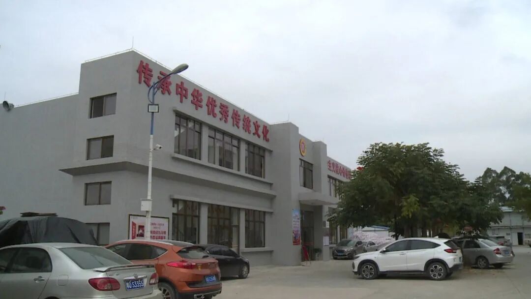 红丰镇新文化站大楼投入使用