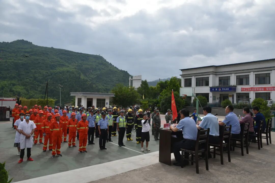 两当县森林火灾处置联合演练在杨店镇举行-兴农举措-数字乡村网-数字
