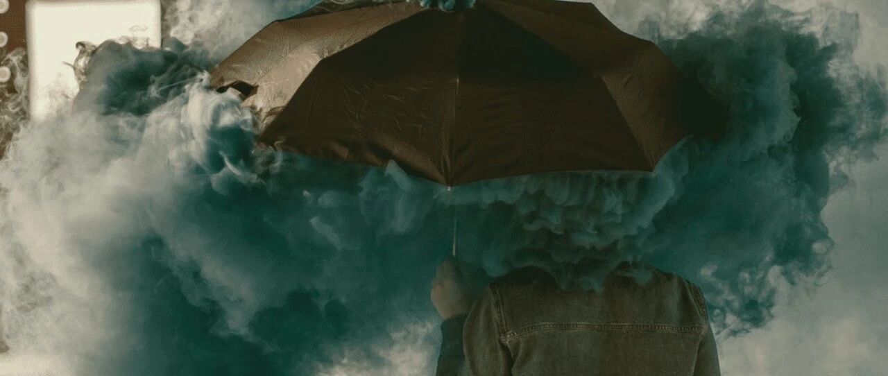 闷杀！最强“绞肉机”停不下来，200亿市值9天跌没！人均亏一辆玛莎拉蒂