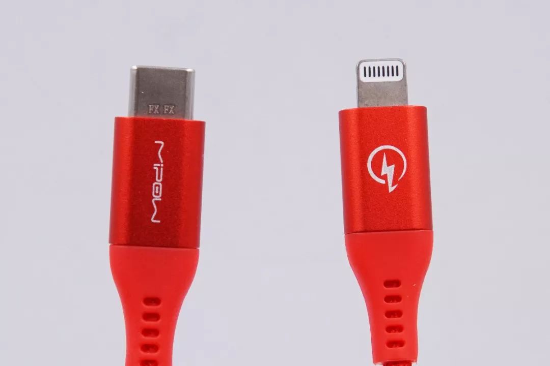 团一款经过mfi认证的usb C To Lightning编织快充线 充电头网评测室 微信公众号文章阅读 Wemp