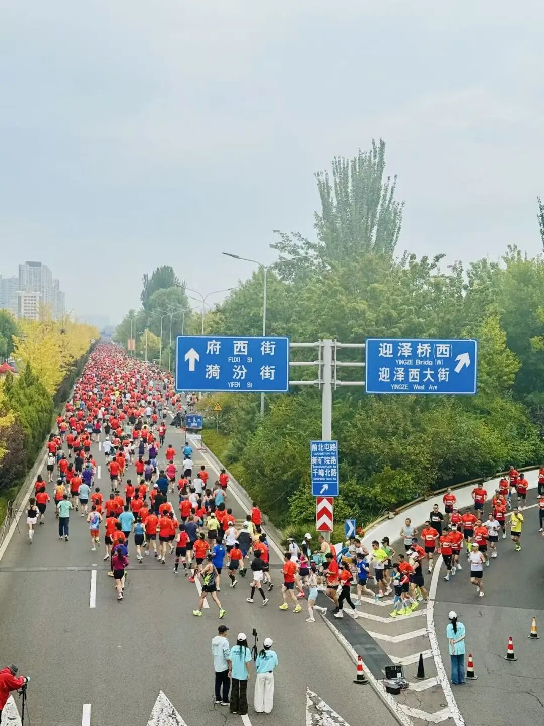 太原马拉松赛道干净服务贴心 跑者体验与免费景点