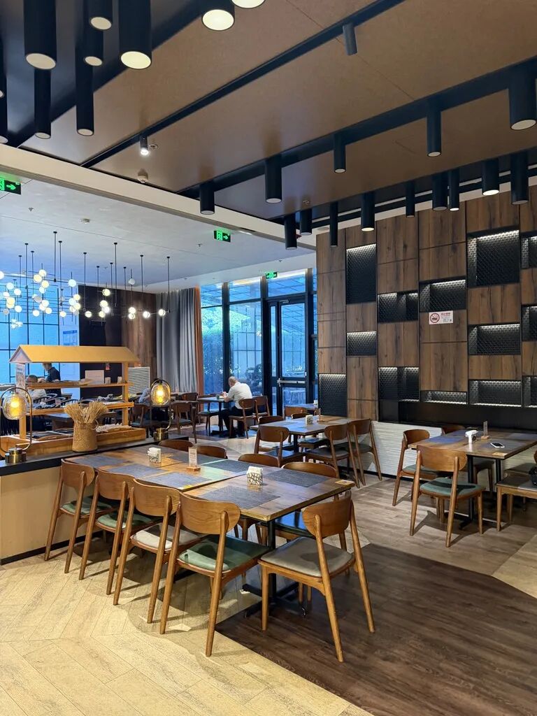 上海福朋喜来登5000积分兑换一晚 现已摘牌改名蓝悦酒店