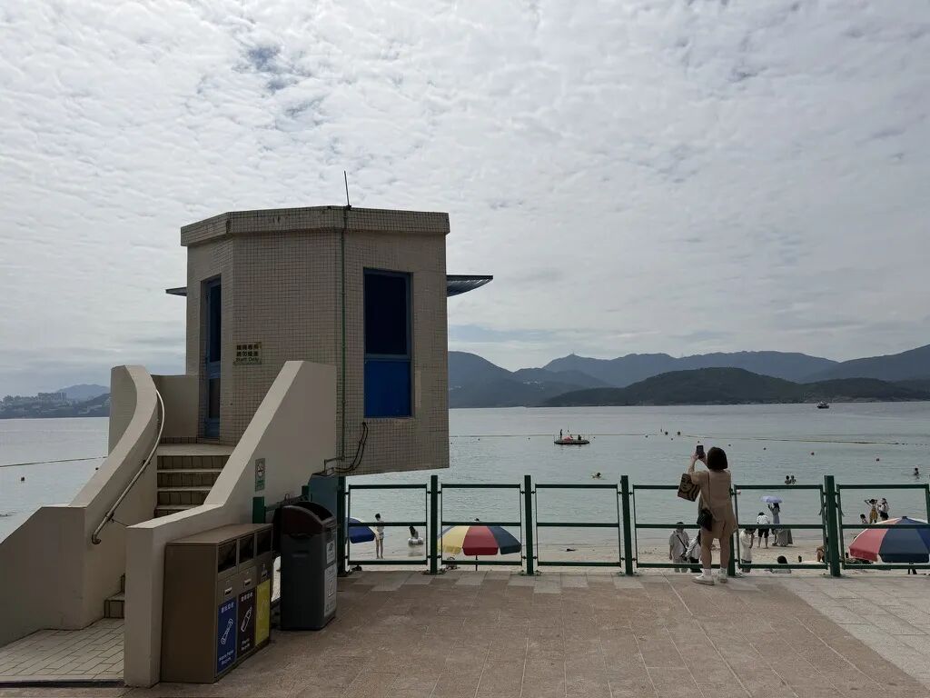 香港西贡半月湾桥咀洲攻略 40港币坐船解锁玻璃海