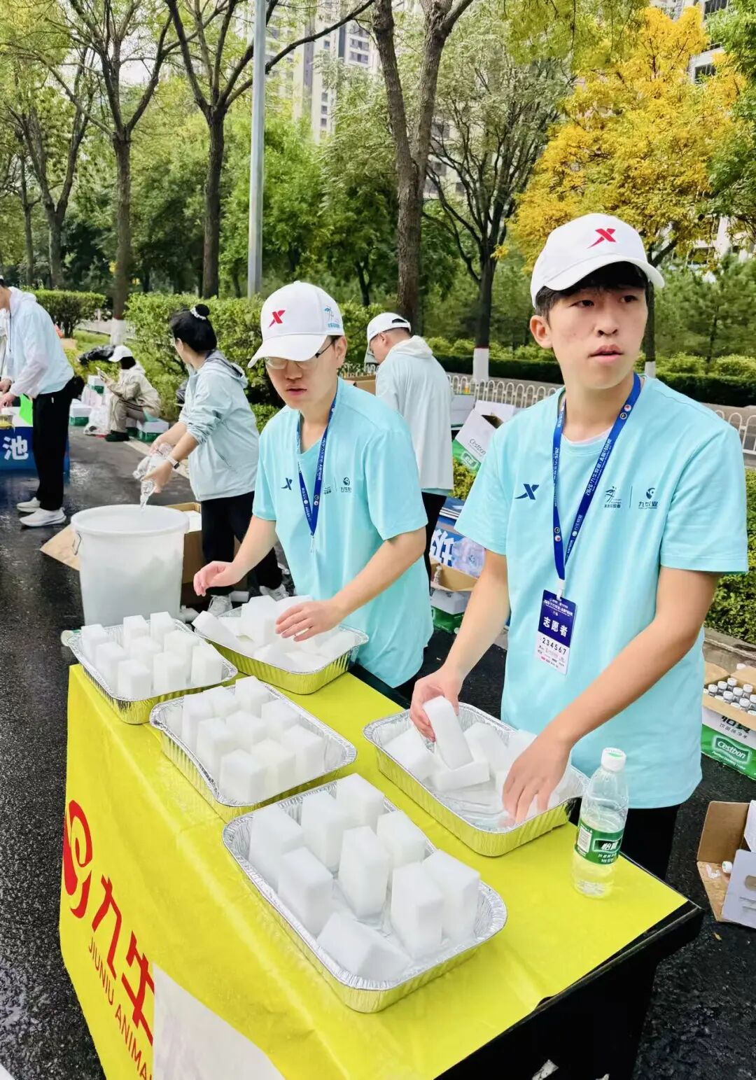 太原马拉松赛道干净服务贴心 跑者体验与免费景点