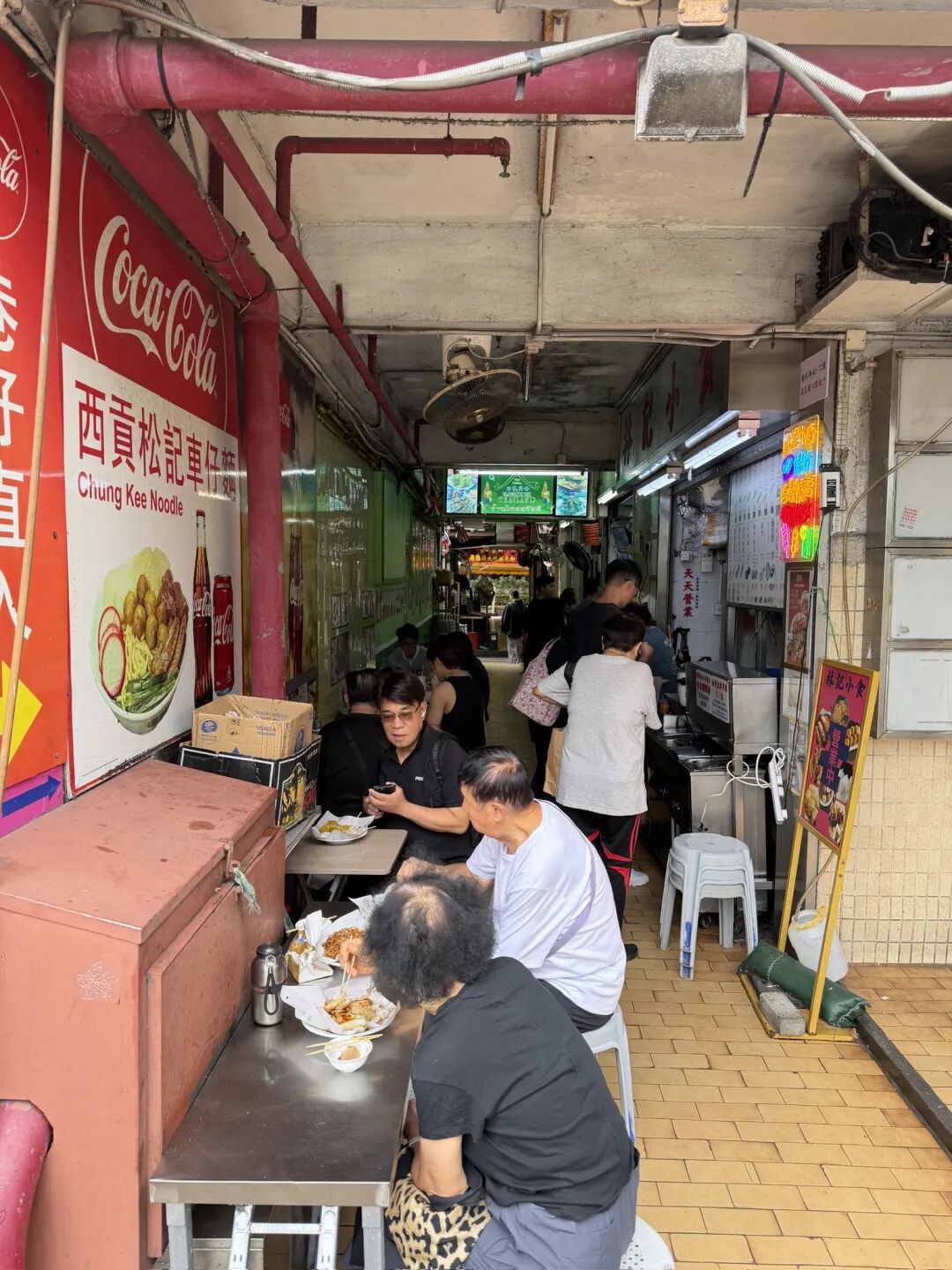 香港西贡半月湾桥咀洲攻略 40港币坐船解锁玻璃海