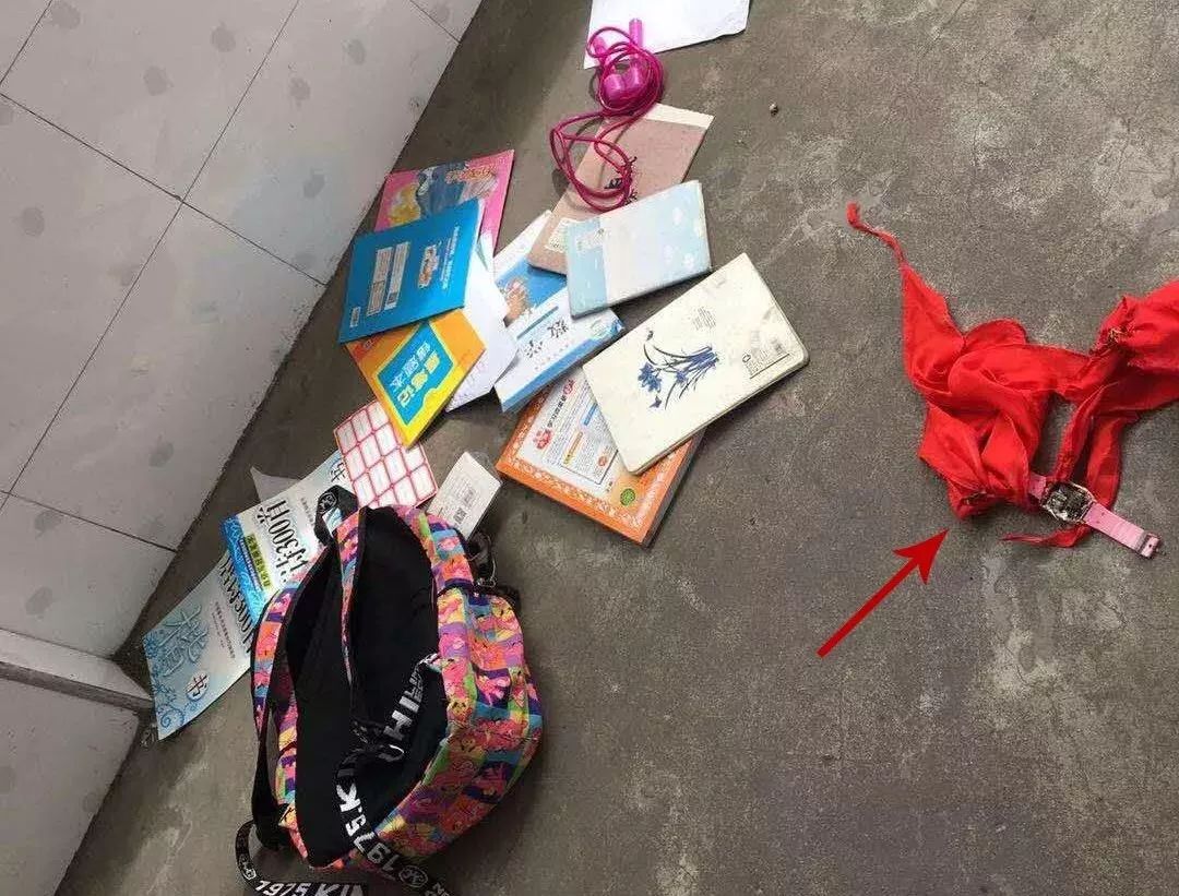 专家不建议小孩戴电话手表_小孩戴手表电话对身体有害吗_小孩戴的手表电话