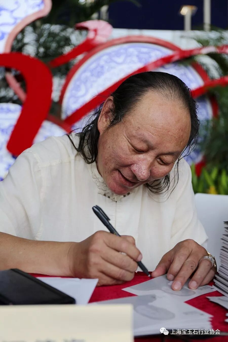 厉害了！中国当代玉雕与世界的对话，大英博物馆邀请访问团今日启程！