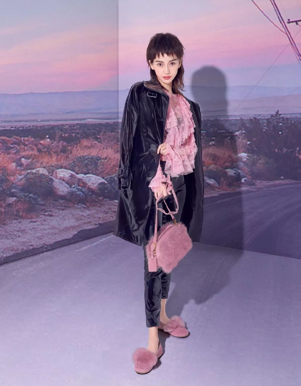 baby也剪狗啃瀏海，曾經土到爆的髮型要重回時尚圈了？ 時尚 第3張