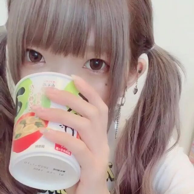 自称“奇迹的丑女”的日本网红妹子，化妆前后堪比整容和换头...（组图） - 7