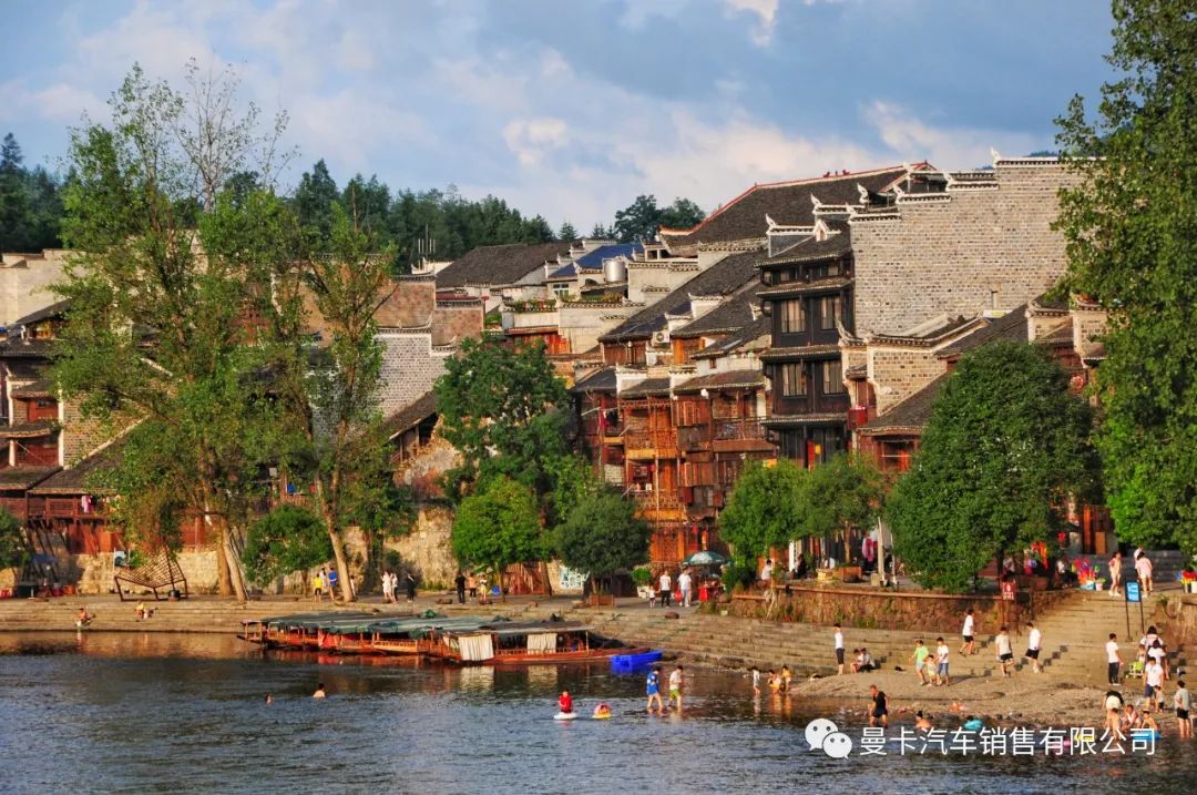 北 京 建 工 集 团_重庆办学场地出租_重庆团建场地