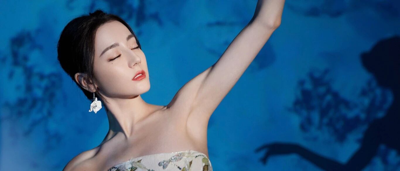 迪丽热巴上春晚？赵丽颖 杨幂要合作？吴磊被迫拍偶像剧？杨超越疯狂讨好鹅厂？黄明昊偷偷谈恋爱？