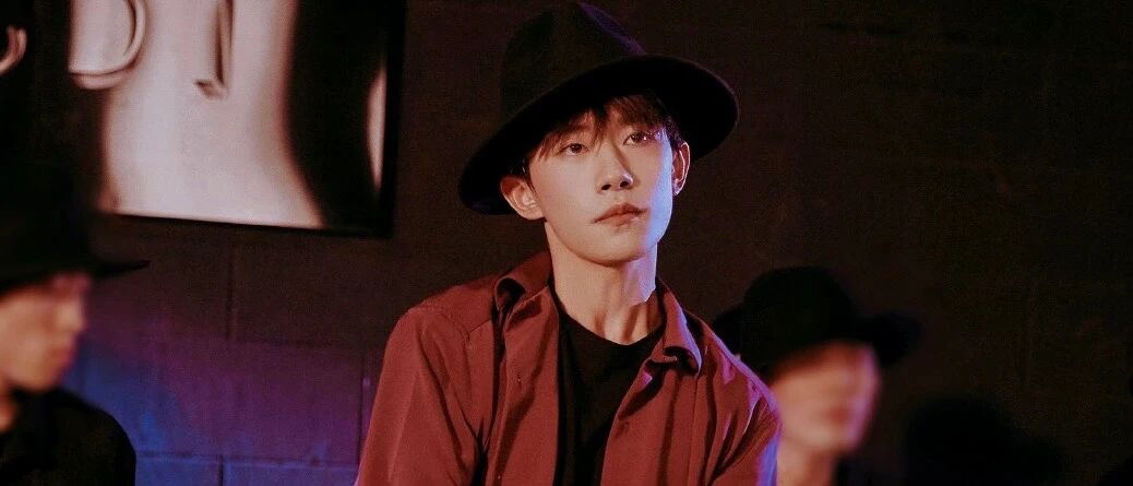 千玺新电影为何撤档?华晨宇虚拟演唱会营销翻车?李一桐反项营销“不红”?林彦俊被雪