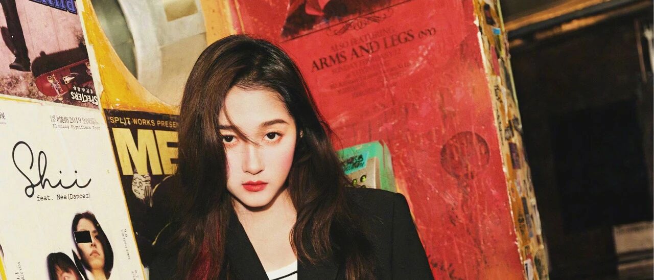 蔡徐坤被蓝台道德绑架？邓超溜饼王一博？关晓彤被家人拖累？徐峥夫妇坑合作伙伴？周雨彤被剧组放鸽子？