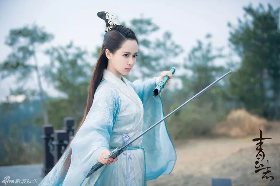 对于诛仙i我只想问谁给孟美岐扎的那几个揪啊