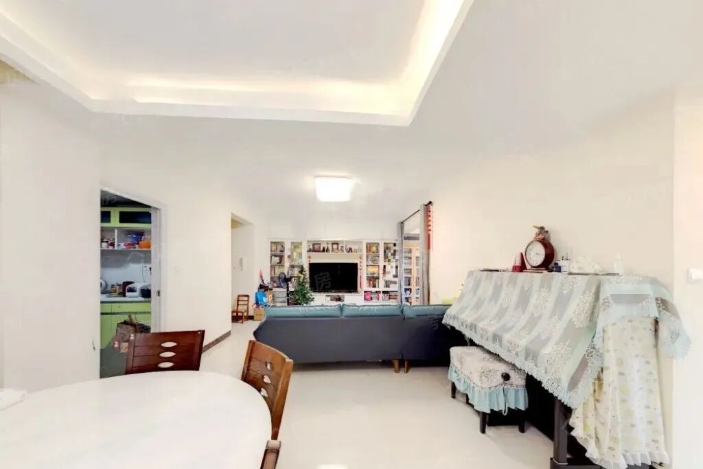 天河北二手房出售，名雅苑104平，680万！