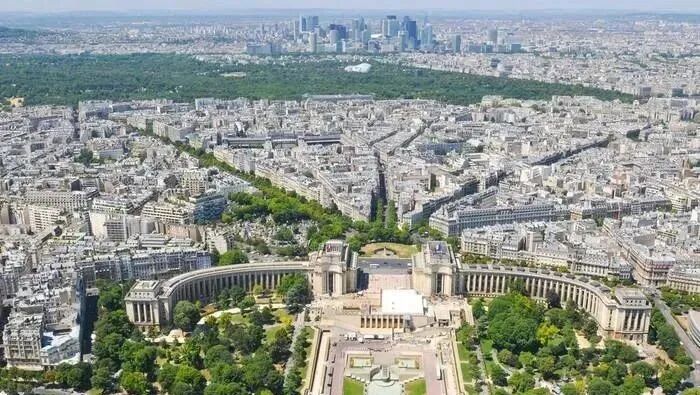 吹风价6万+/㎡?新鸿基峻銮有多少*空间?