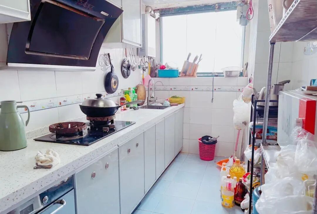 天河北二手房出售，嘉怡苑81平，560万！