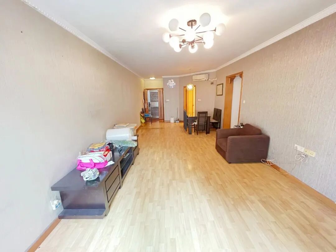 天河北总价950万 | 帝景苑，122平大三房，无抵押，业主急售！