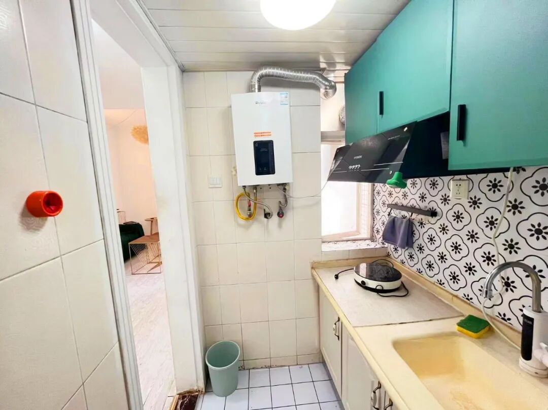 天河北二手房【鸿翔大厦】42平，总价330万！