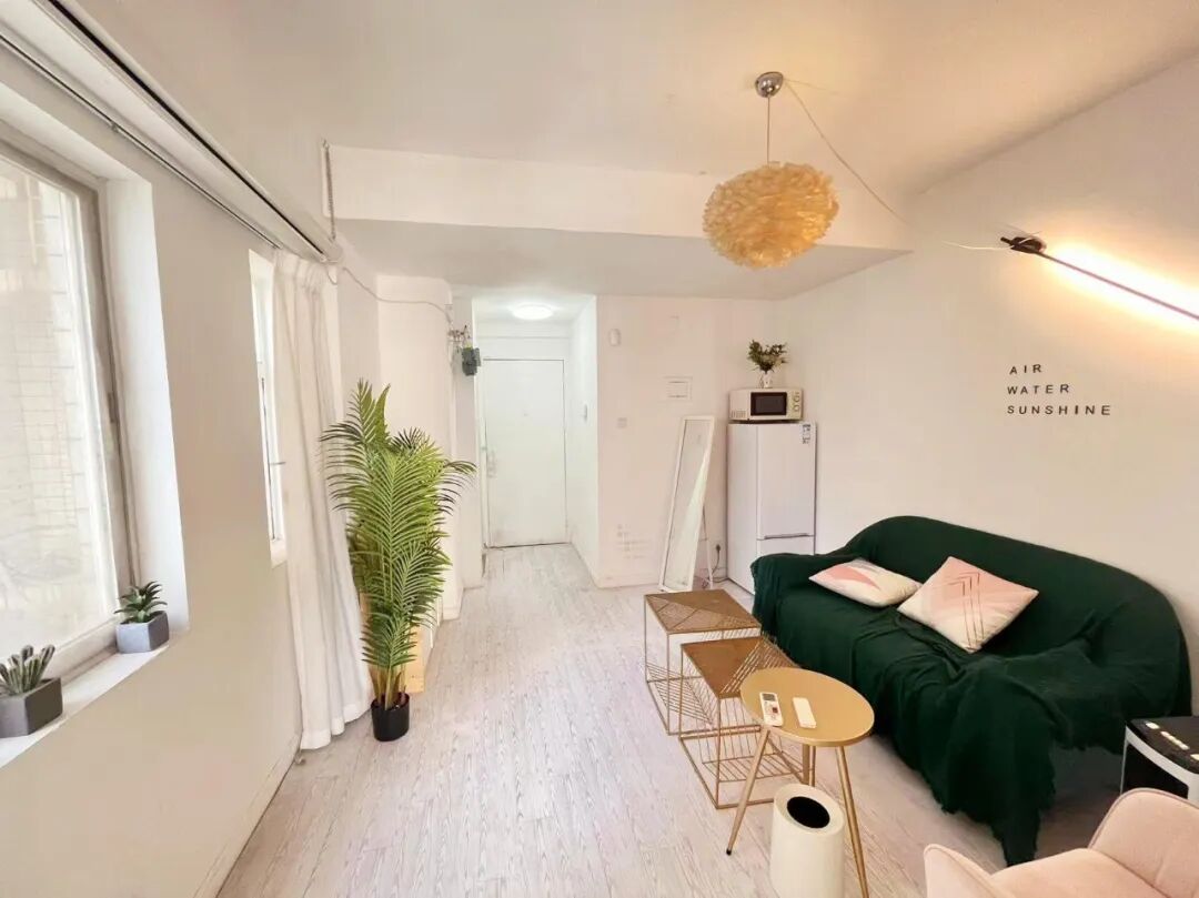 天河北二手房【鸿翔大厦】42平，总价330万！