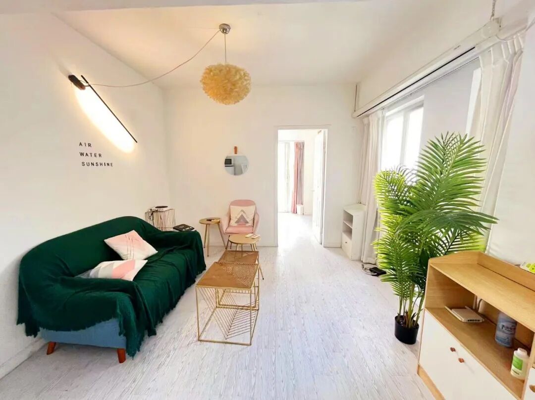 天河北二手房【鸿翔大厦】42平，总价330万！