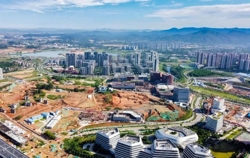 【德信知识城投资嘉达·山与墅】*低密纯粹院墅，正式亮相！