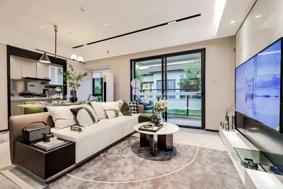 白云湖花城云著广州*“刚”户型！265万买三房